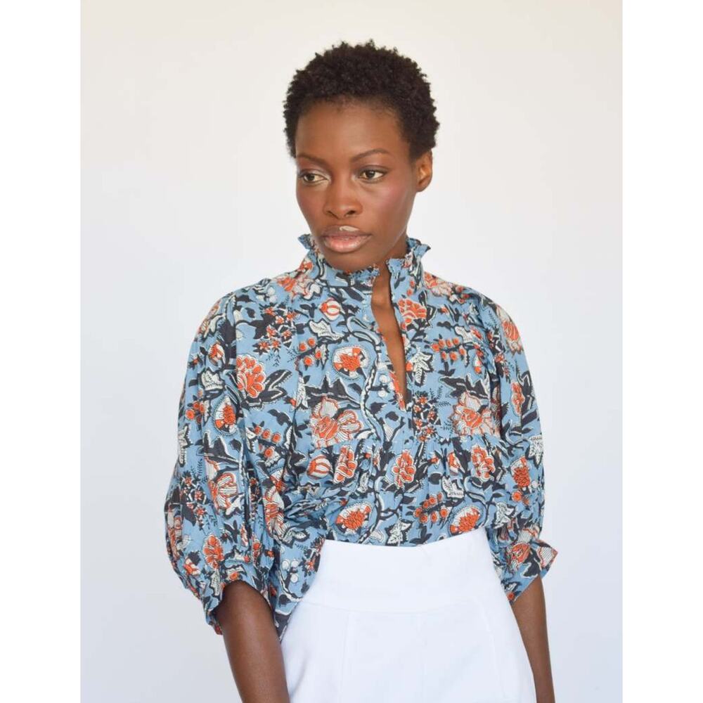 Never A Wallflower Gathered V Neck Blouse Blue Mushroom Print Shirt Size Medium